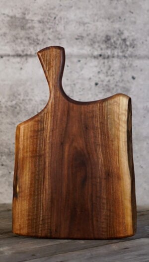 Black Walnut – 17" x 10"