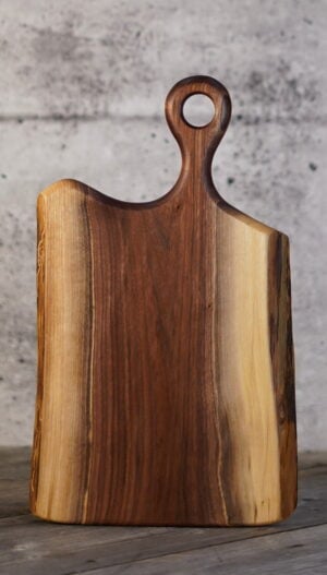Black Walnut – 17" x 10"