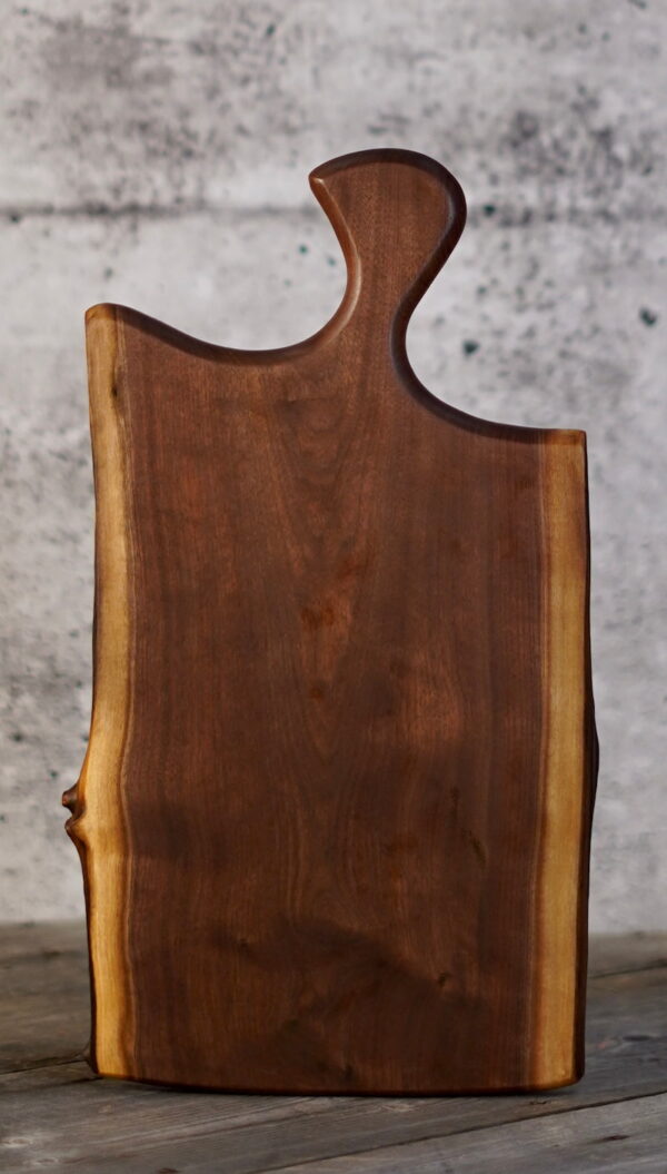 Black Walnut – 17" x 9"