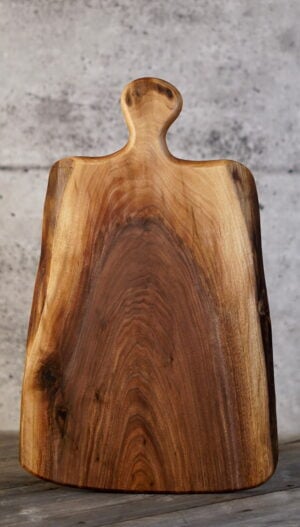 Black Walnut – 20" x 12"