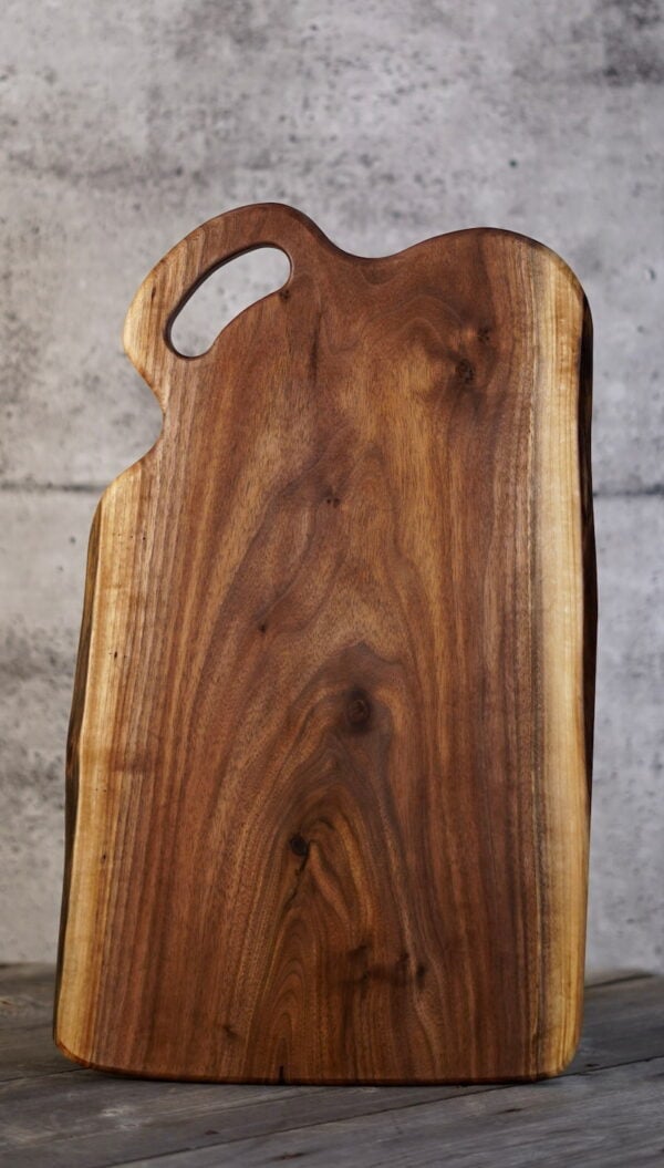 Black Walnut – 23" x 14"