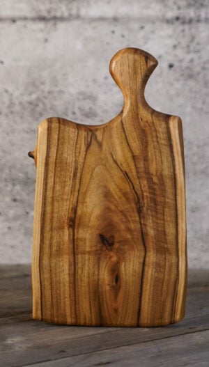 English Walnut – 14" x 8"