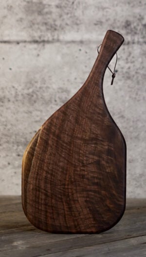 Black Walnut – 17" x 9"