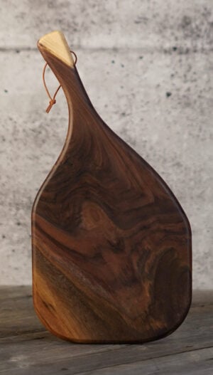 Black Walnut – 17" x 9"