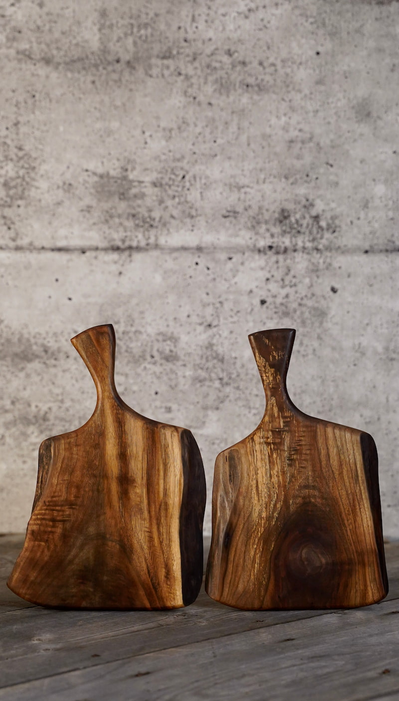 Black Walnut – Snack Boards
