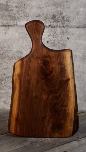 Black Walnut – 17" x 10"