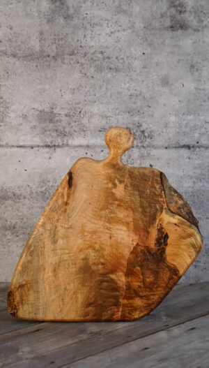 Burly Maple – 18" x 17"