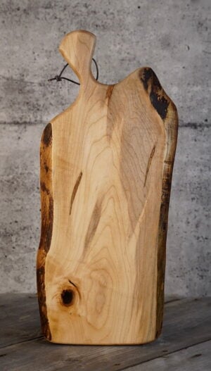 Ambrosia Maple – 23" x 9"