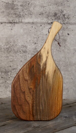 Black Walnut – 17" x 9"