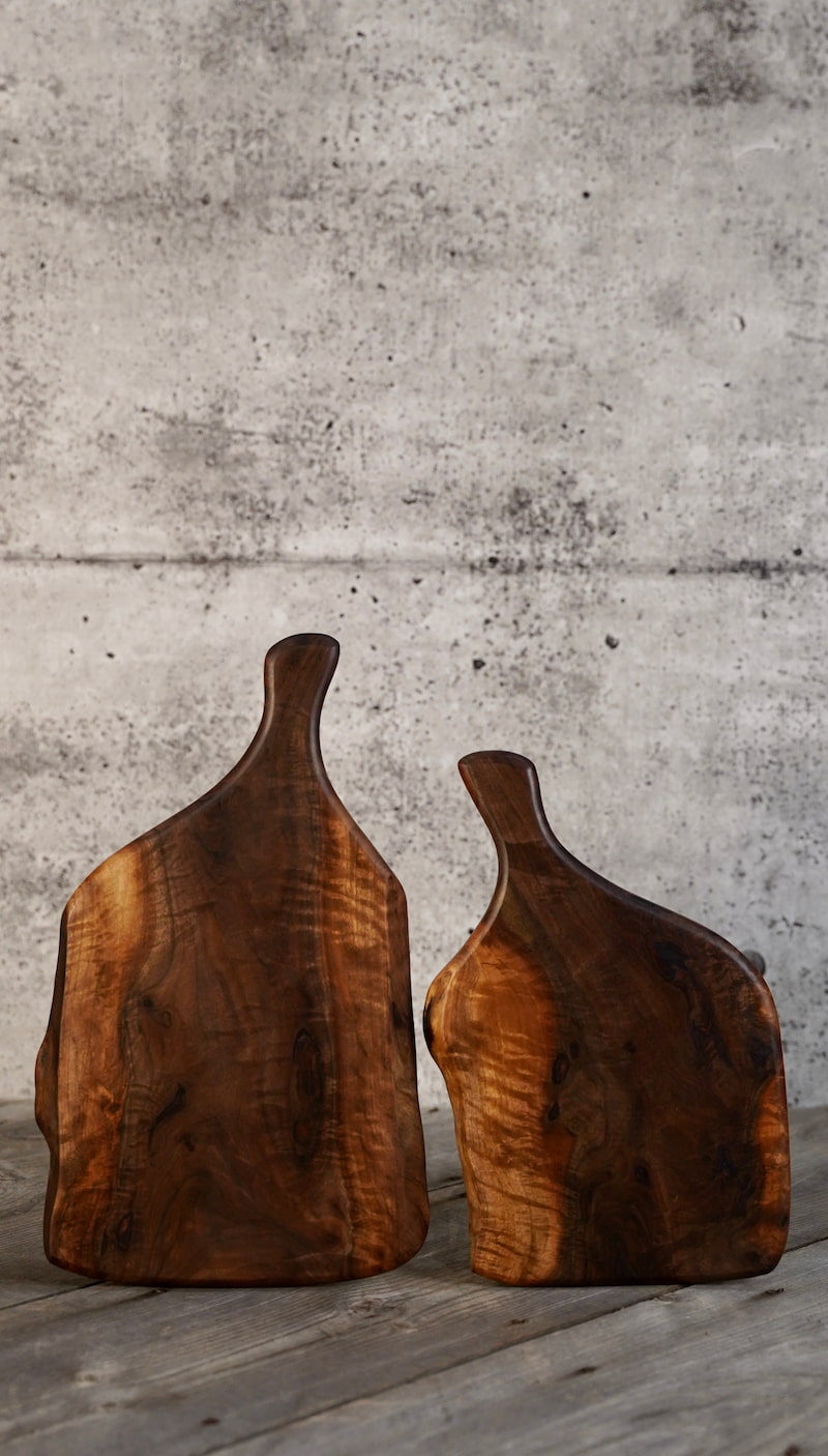 Black Walnut – Snack Boards