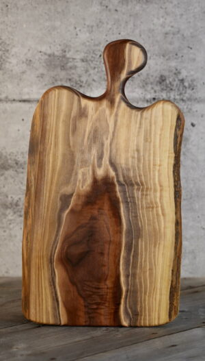 Black Walnut – 20" x 11"