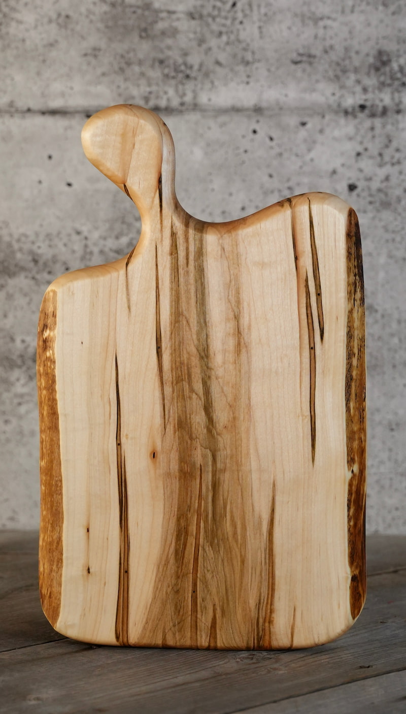 Ambrosia Maple – 16" x 9"