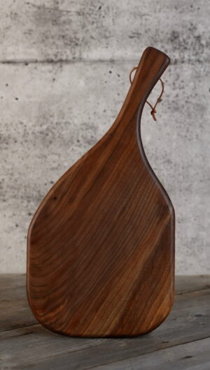 Black Walnut – 17" x 9"